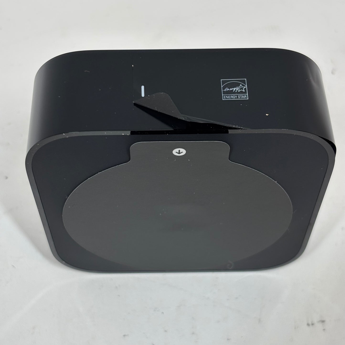Apple TV HD 4th Gen 32GB Digital HD Media Streamer MHY93LL/A WiFi + Ethernet