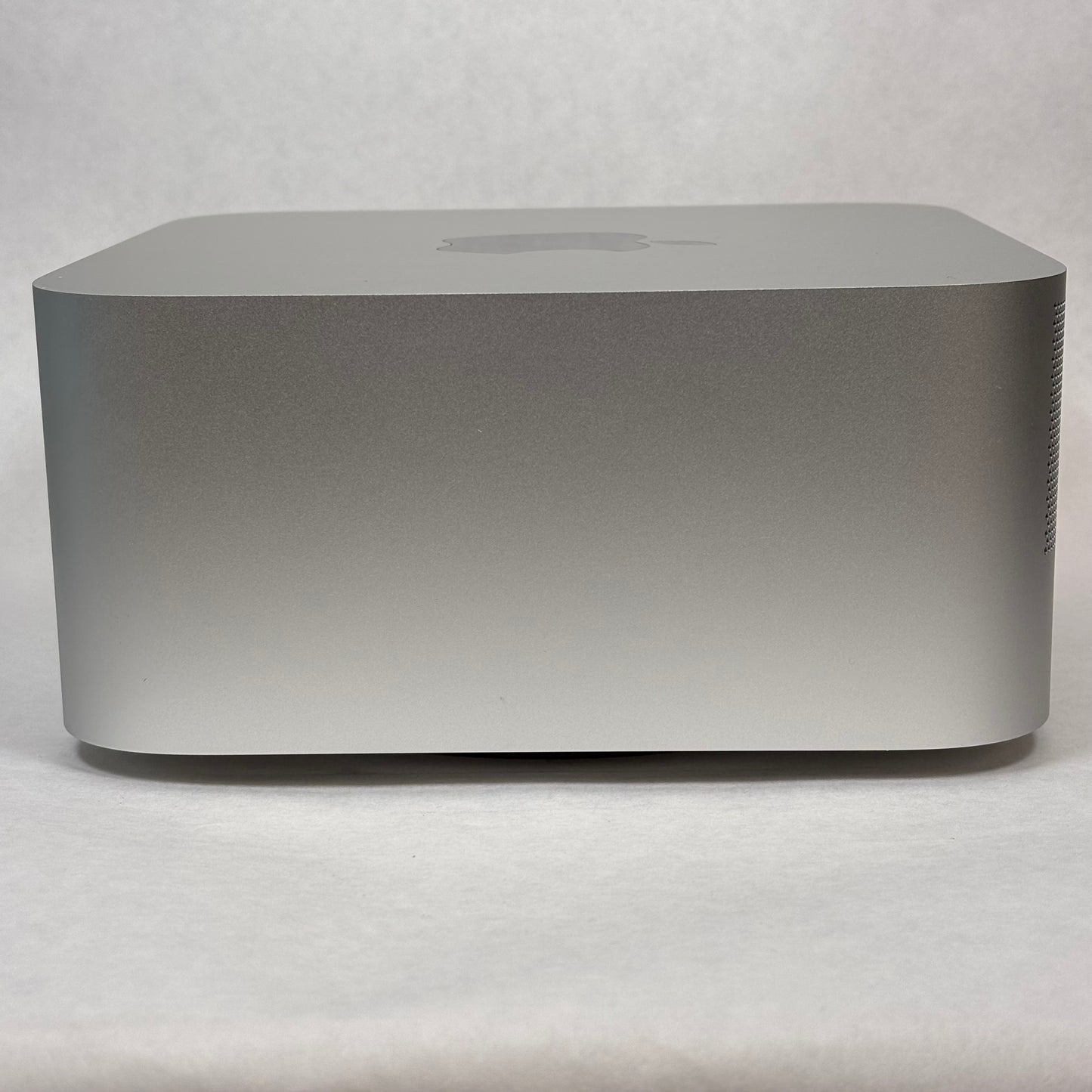 2023 Apple Mac Studio M2 Max 30 Core 3.5GHz 32GB RAM 512GB SSD A2901