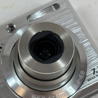 Sony Cyber-Shot DSC-S750 7.2MP Digital Point-And-Shoot Camera