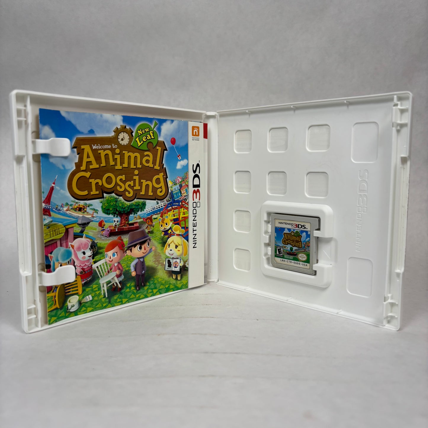 Animal Crossing: New Leaf (Nintendo 3DS, 2013) Complete