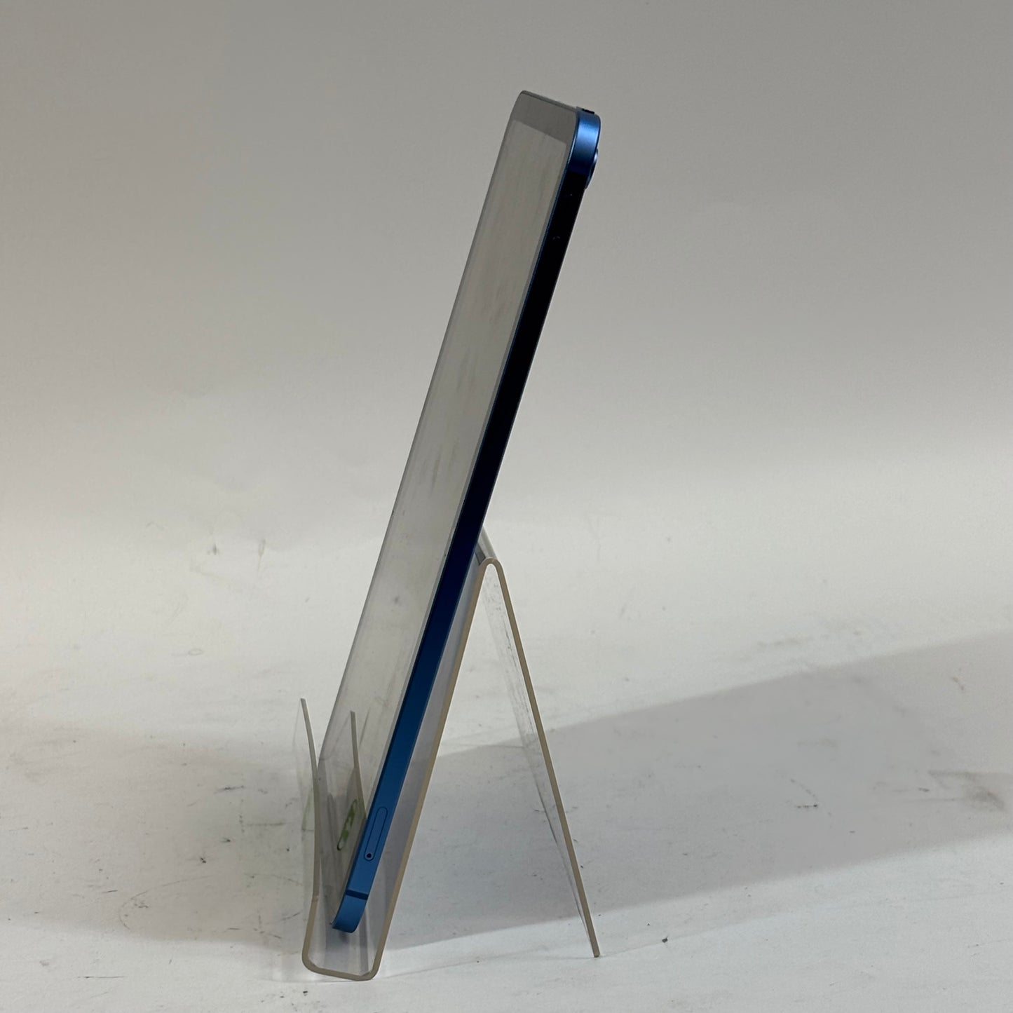 WiFi Only Apple iPad 10th Gen 64GB Blue MQ6K3LL/A