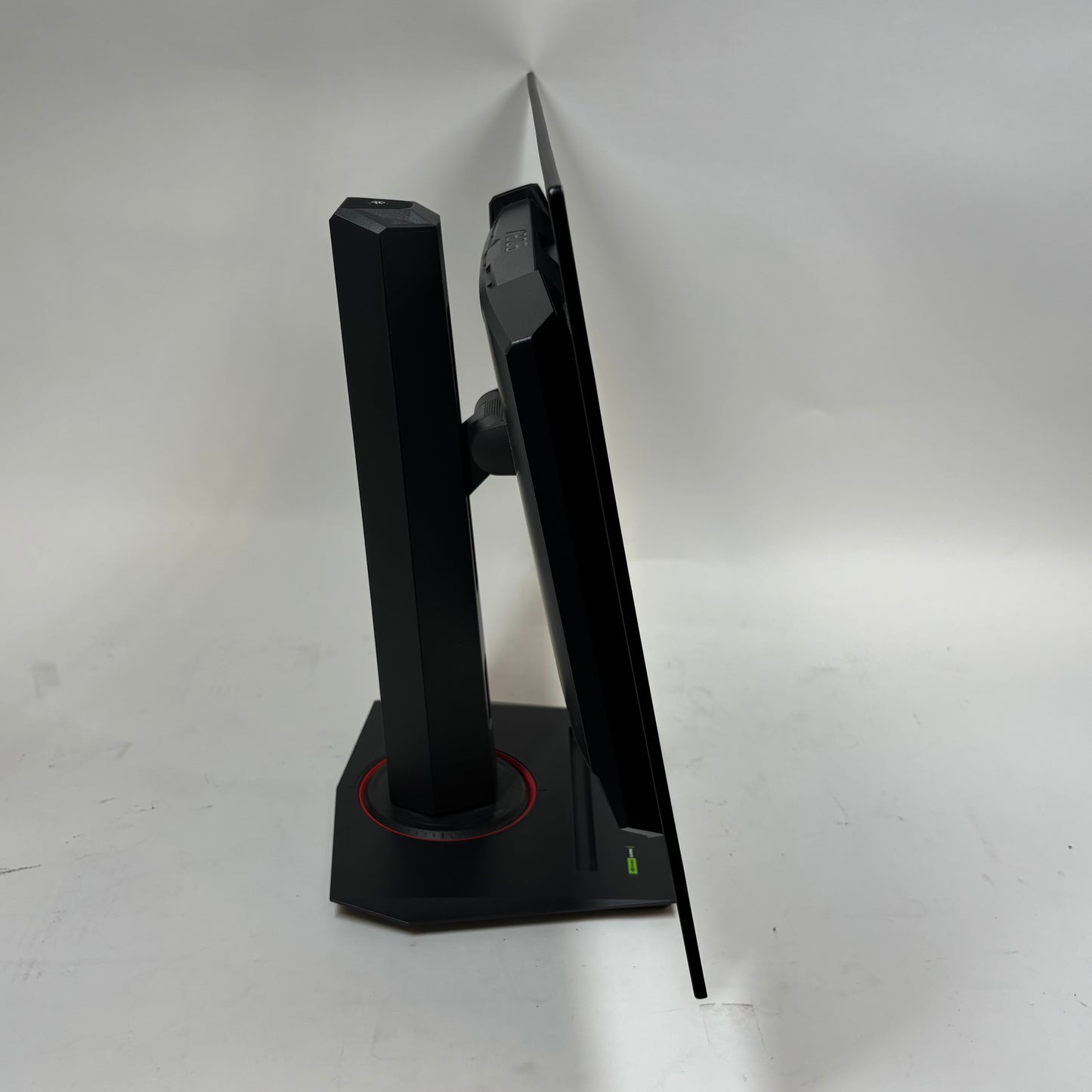 ASUS Rog Strix 27" XG27AQDMG QHD WOLED 240Hz Gaming Monitor