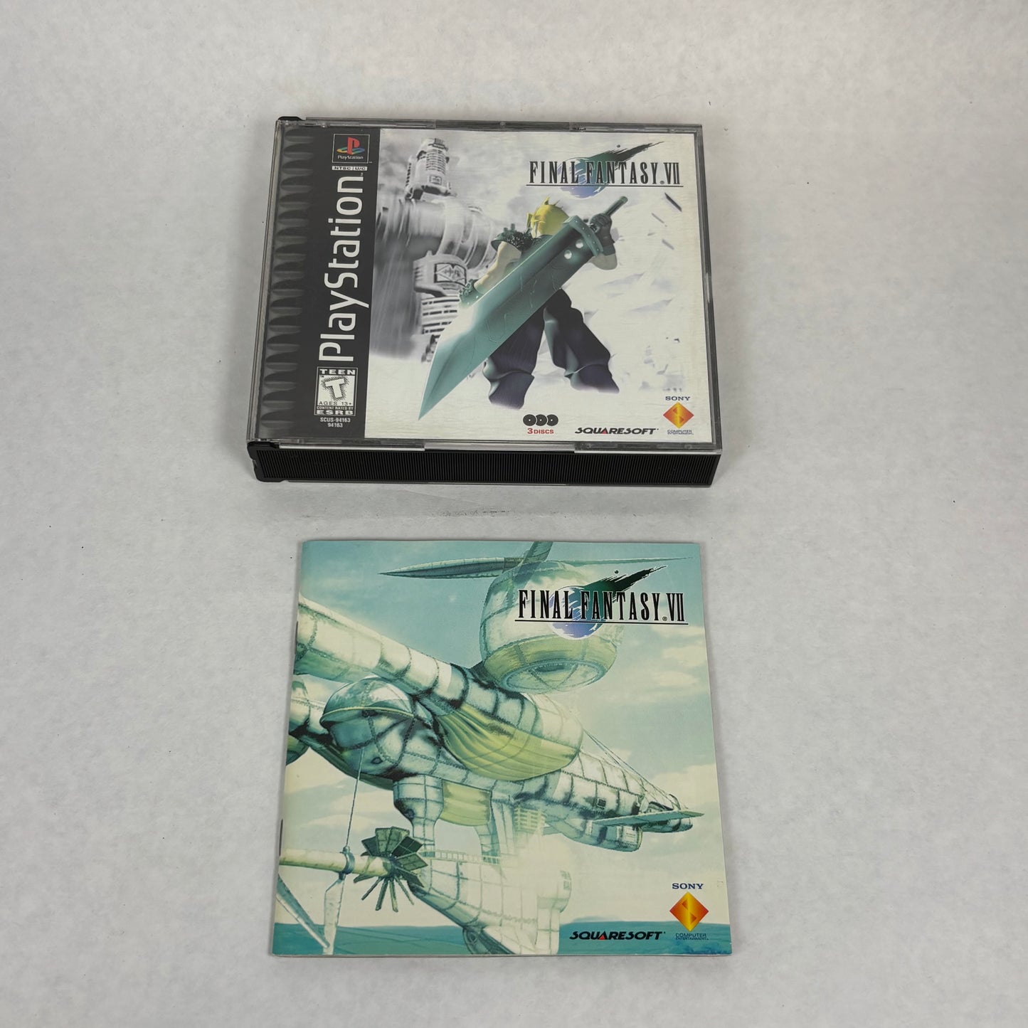 Final Fantasy VII (Playstation, 1997)