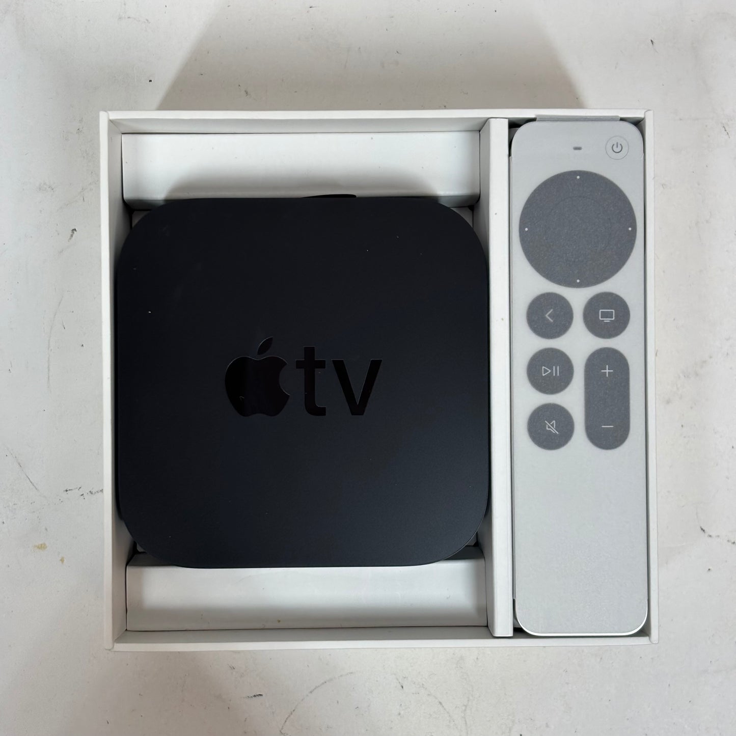 Apple TV HD 4th Gen 32GB Digital HD Media Streamer MHY93LL/A WiFi + Ethernet