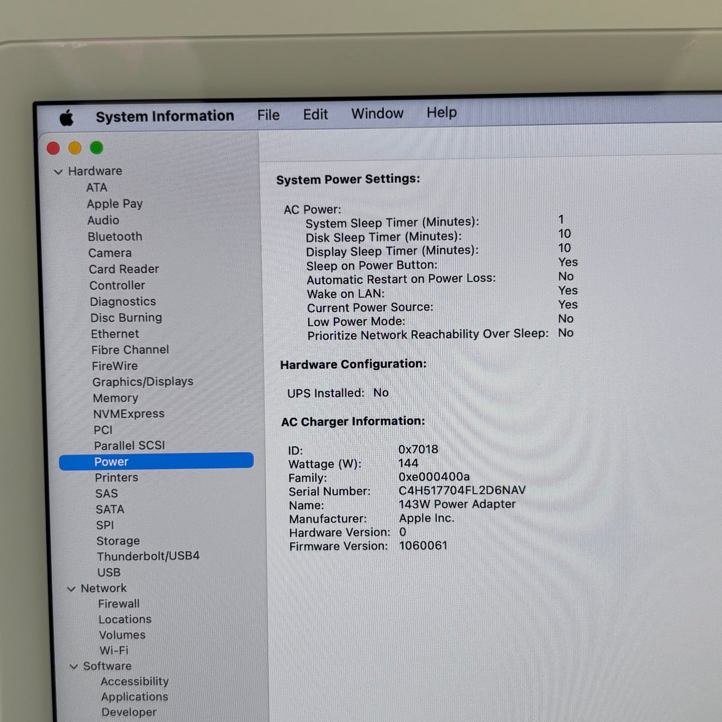 2024 Apple iMac 24" M4 10 Core 4.5GHz 16GB RAM 256GB SSD Silver MWUC3LL/A