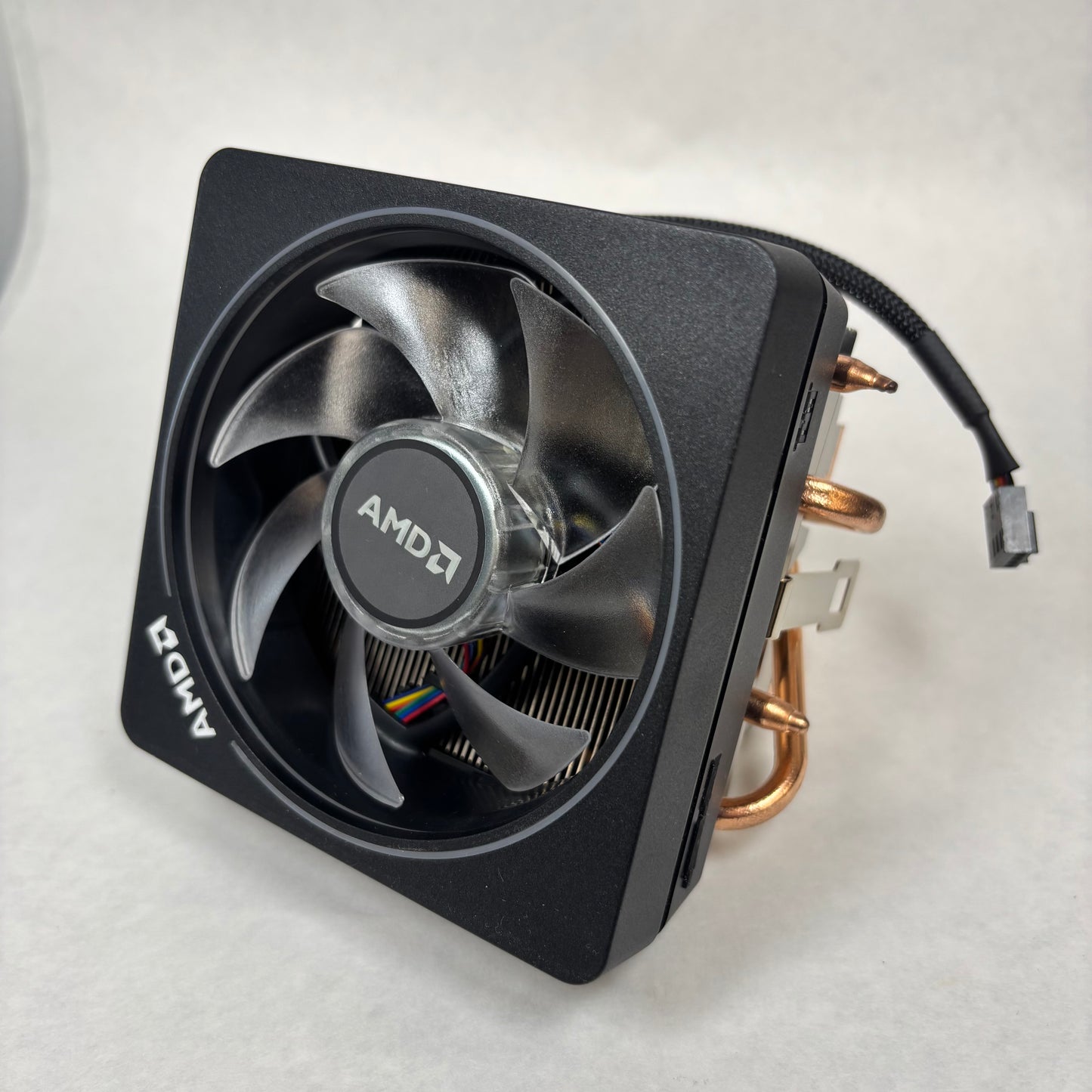 AMD Ryzen 7 2700X 3.70GHz 8 Core YD270XBGAFBOX 16 Thread AM4