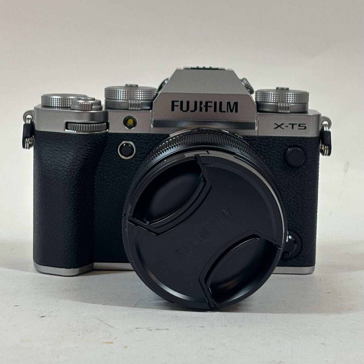 Fujifilm X-T5 40.2MP Mirrorless Camera 10 Shutter Count w/ XF 18-55mm Lens