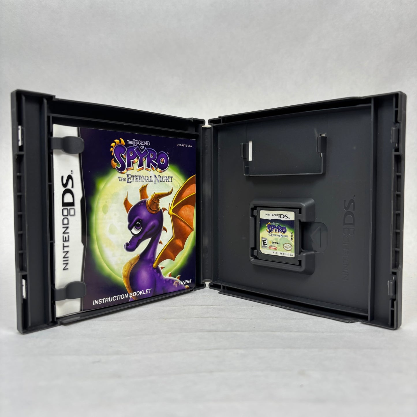 Legend of Spyro The Eternal Night (Nintendo DS, 2007) Complete