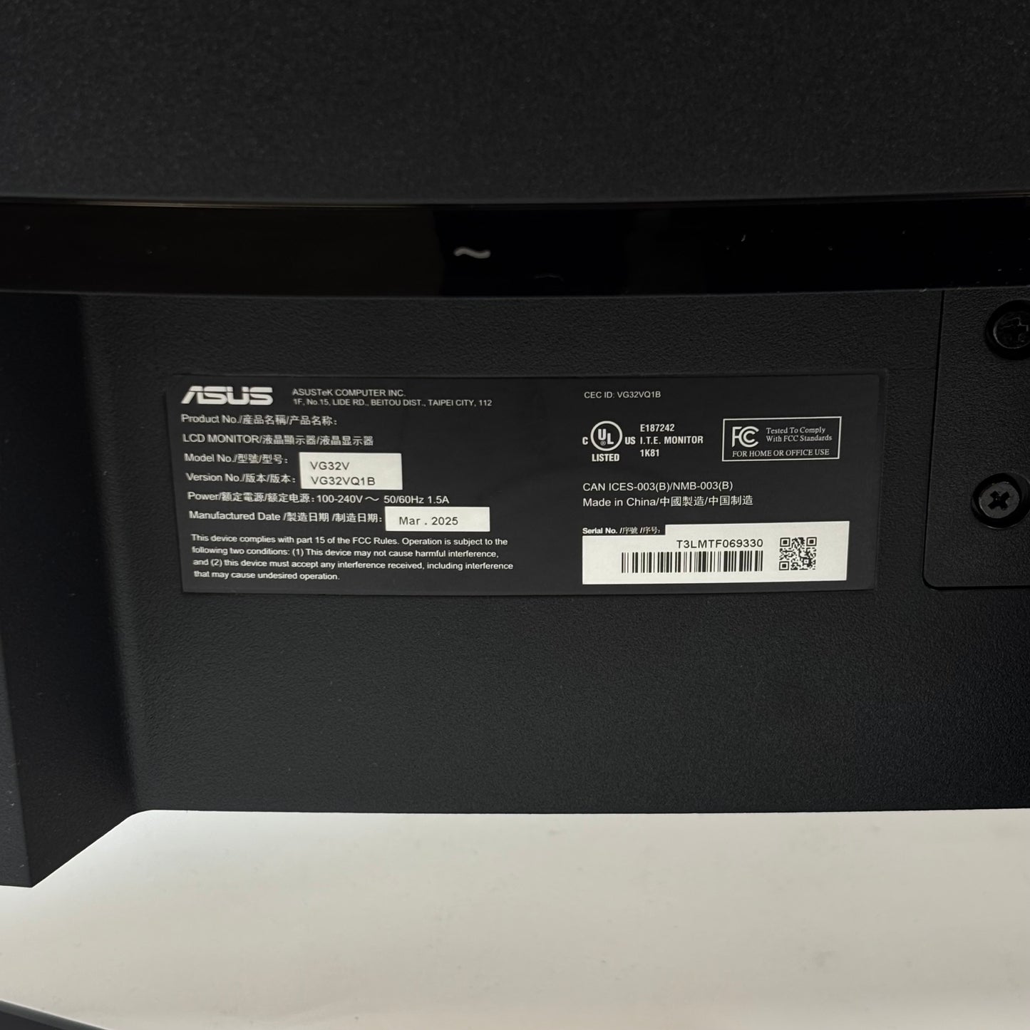 ASUS TUF Gaming 31.5" VG32VQ1B WQHD VA 165Hz Curved Monitor