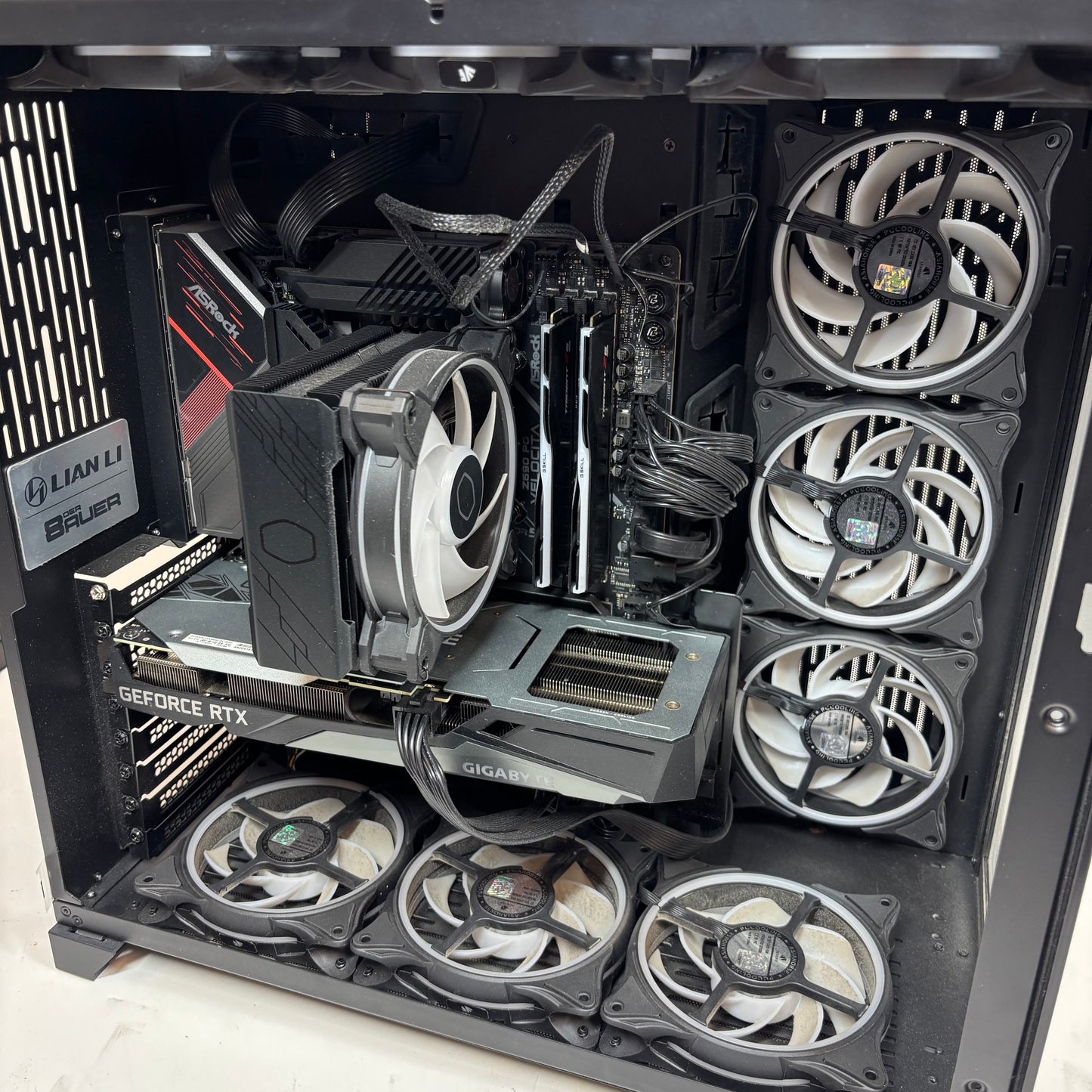 LIAN LI Custom PC i7-12700K 3.60GHz 32GB RAM 1TB SSD GeForce RTX 3060 Ti