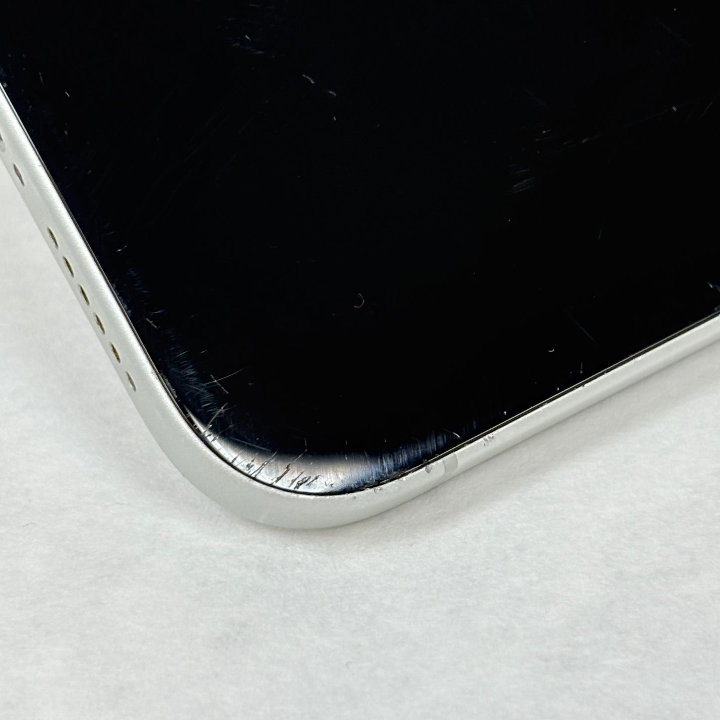 Factory Unlocked Apple iPhone 16 Plus 128GB White MXUU3LL/A